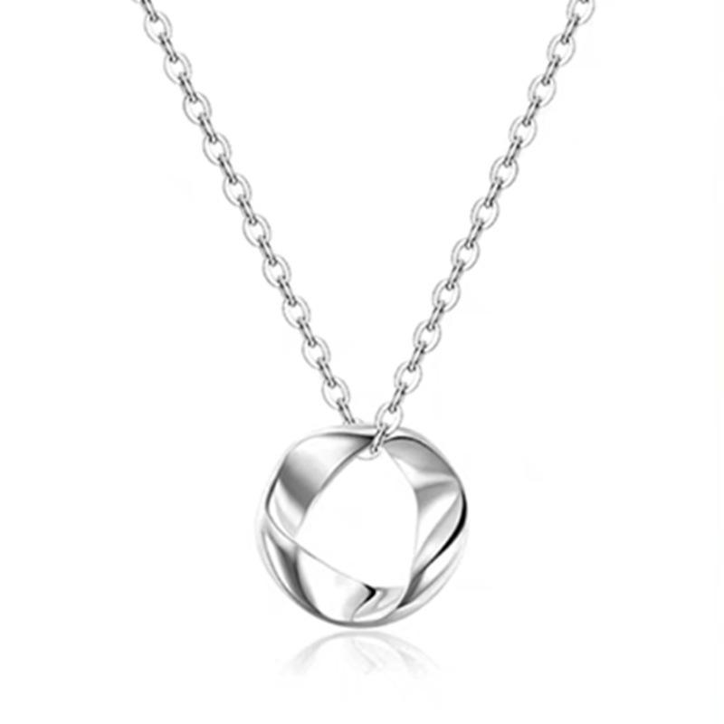Mobius Ring Necklace: Women's Summer Luxury, Niche Design, High-End Feel, 2023 New Simple Clavicle Chain, Ins Style.