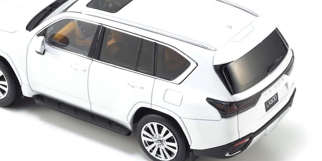 Kyosho Original Lexus LX 600 Finished Model 1/43 (Sonic Quartz)