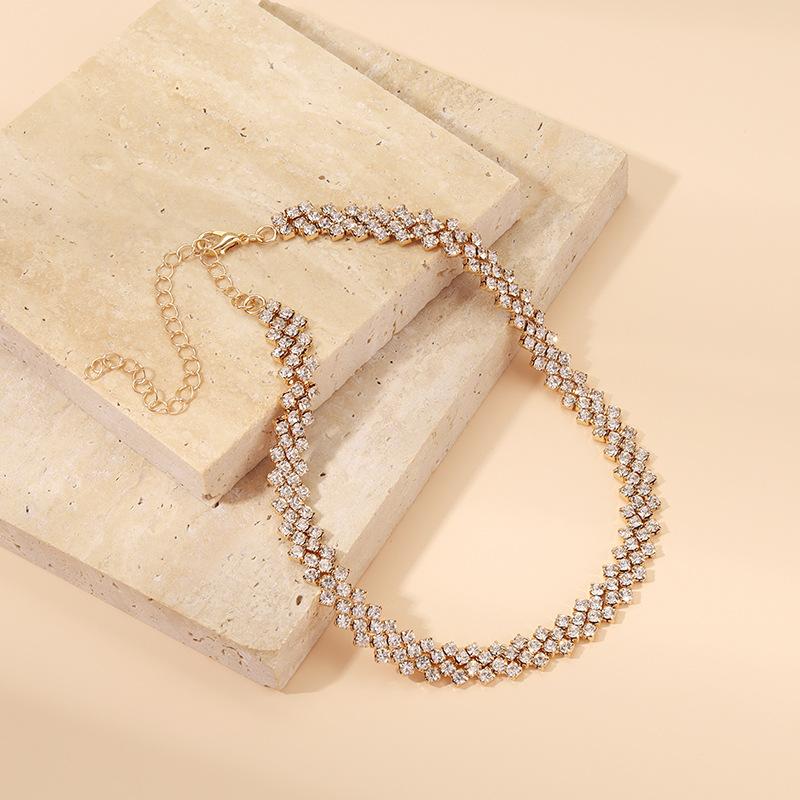 European and American Fashion Personalized Collarbone Chain Choker Light Luxury Full Diamond Neck Chain Geometric Japanese and Korean Nwholesale