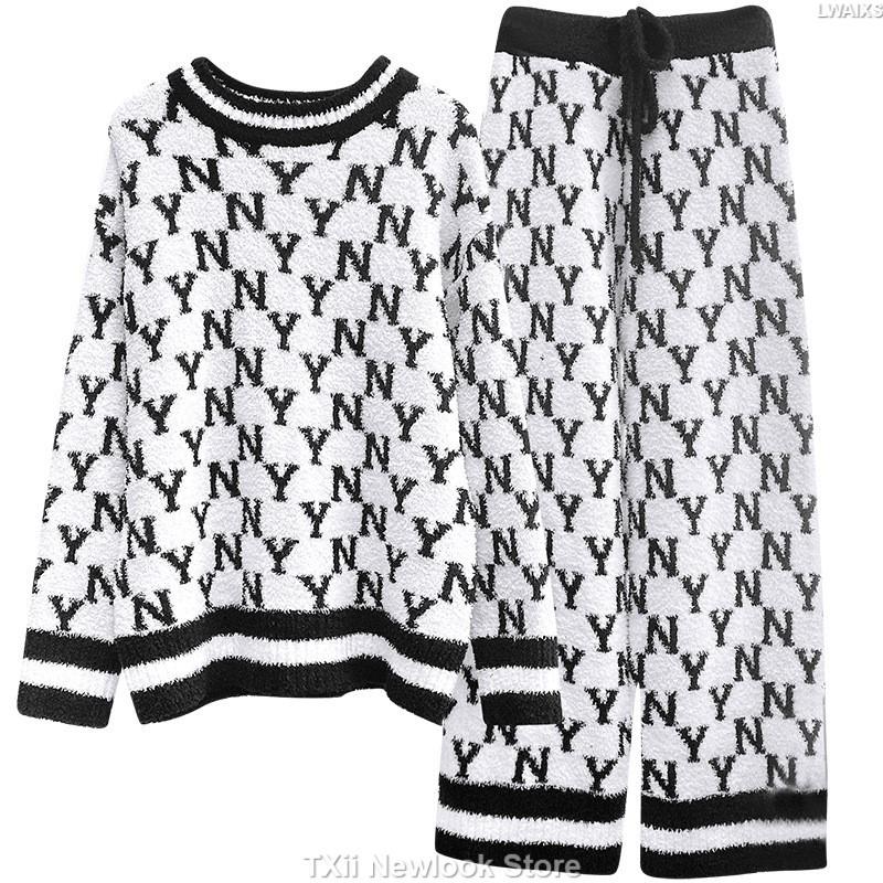 

Пижамный комплект «Темперамент», женская мягкая и мягкая осенне-зимняя удобная, утолщенная, плюшевая и теплая трикотажная домашняя одежда One Size белый