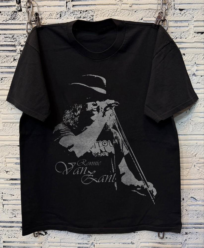 Ронни Ван Зант - Lynyrd Skynyrd Трибьют Унисекс Черная Футболка, Размер S-5XL Унисекс Футболка L