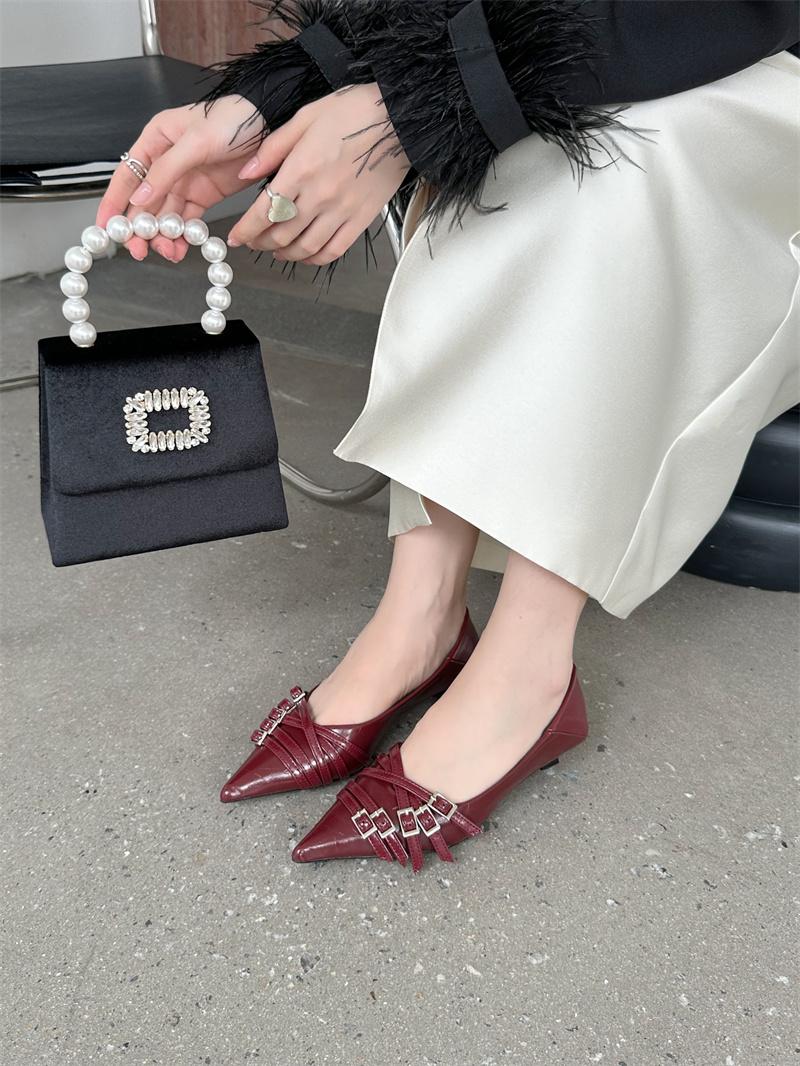 

Fashion Pointed-toe belt-buckle single shoes for women 2025 autumn new style shallow-mouthed fashionable and comfortable Mary Jane shoes 35 вино красного