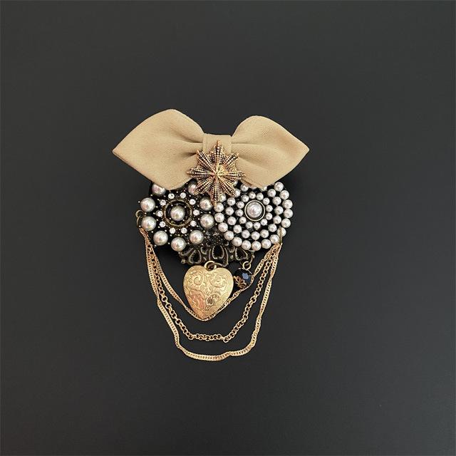 Classic Women Elegant  Number Pearl Crystal Brooch Badges Chains Tassel Exquisite Vintage Casual Suit Coat Pins Buckle Brooches