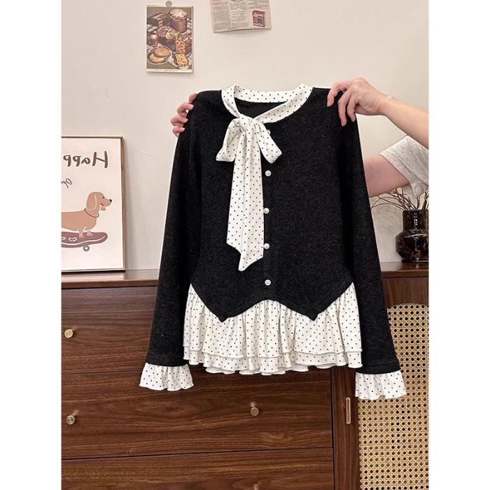 

Женский приталенный комплект из двух предметов: рубашка в горошек с начесанным плотным внутренним слоем и завязками Small чёрный