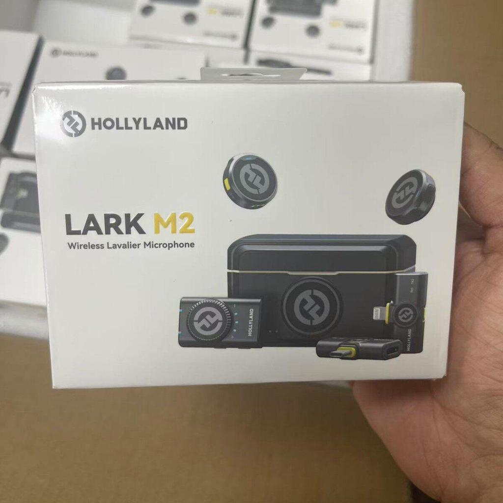 Hollyland LARK M2 Dual Wireless Lavalier Mic System