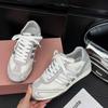 2025 Herbst neue Damen deutsche Trainingsschuhe modisch atmungsaktiv Mesh Farbabstimmung weiche Sohle lässige bequeme Sportschuhe kleine Brettschuhe