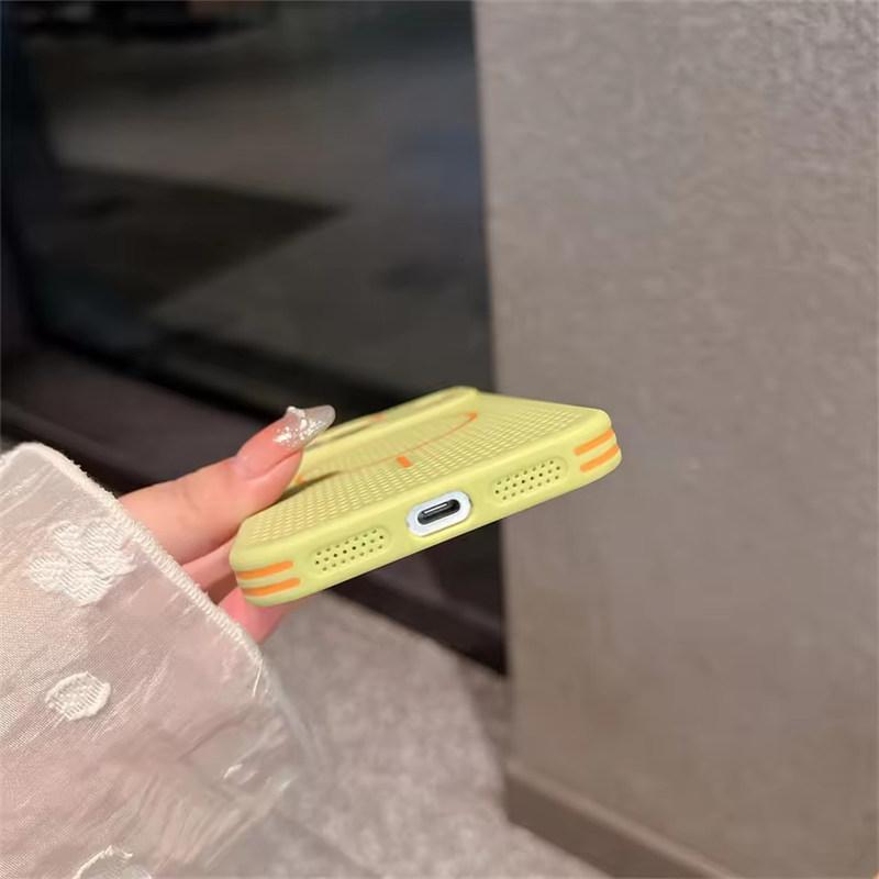 Heat Dissipation Magnetic Phone Case For iPhone 17 Air 16 15 14 13 12 Pro Max For Magsafe Honeycomb Mesh Cooling Shockproof Capa