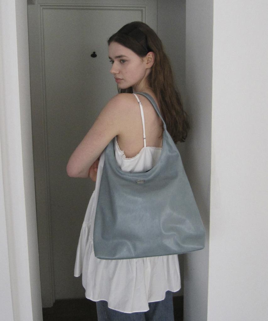 Dumaro Merci Shoulder Bag / Blue