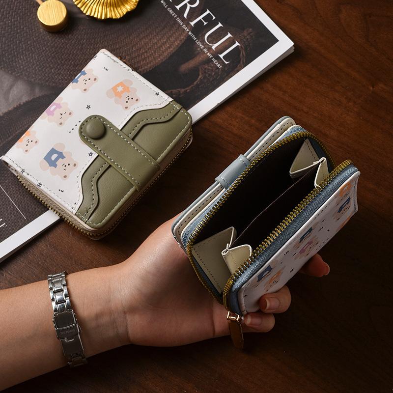 Cute Bear Print Women Wallet Short Zipper Coin Purse PU Leather Bifold Wallet Card Holder Small Clutch Wallet for Girls