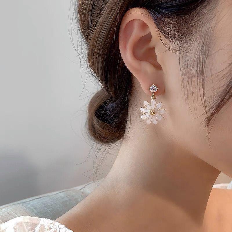 

Серьги-пусеты из сетки, Изысканная грация, Кристальная кисточка, Цветы A0257 Zou chrysanthemum flower * Silver Needle