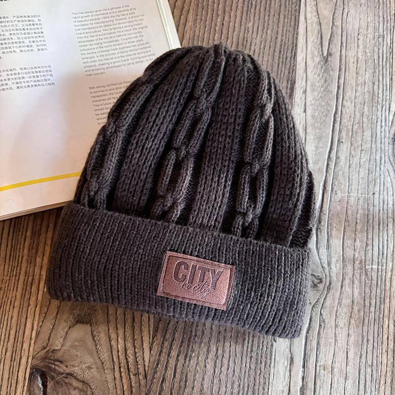 Knitted Beanie Hat For Women And Men With Fleece Lining For Winter Outdoor Warmth