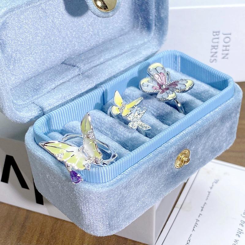 Kühles Gefühl Gelbe Emaille Tropfendes Öl Eingelegte Zirkonia Schmetterling Öffnungsring Leichter Luxus Hohes Gefühl Nische Gestapelter Ring Frau