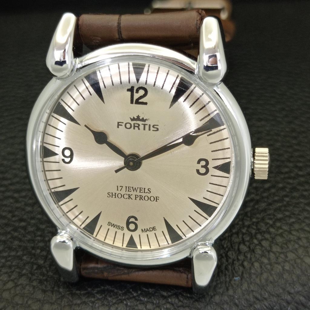 MECHANICKÉ NATAHOVÁNÍ ŠVÝCARSKÉ PÁNSKÉ VINTAGE RENOVANÉ HODINKY STŘÍBRNÉ BARVY CIFERNÍKU a700871-5 R205a-a700871