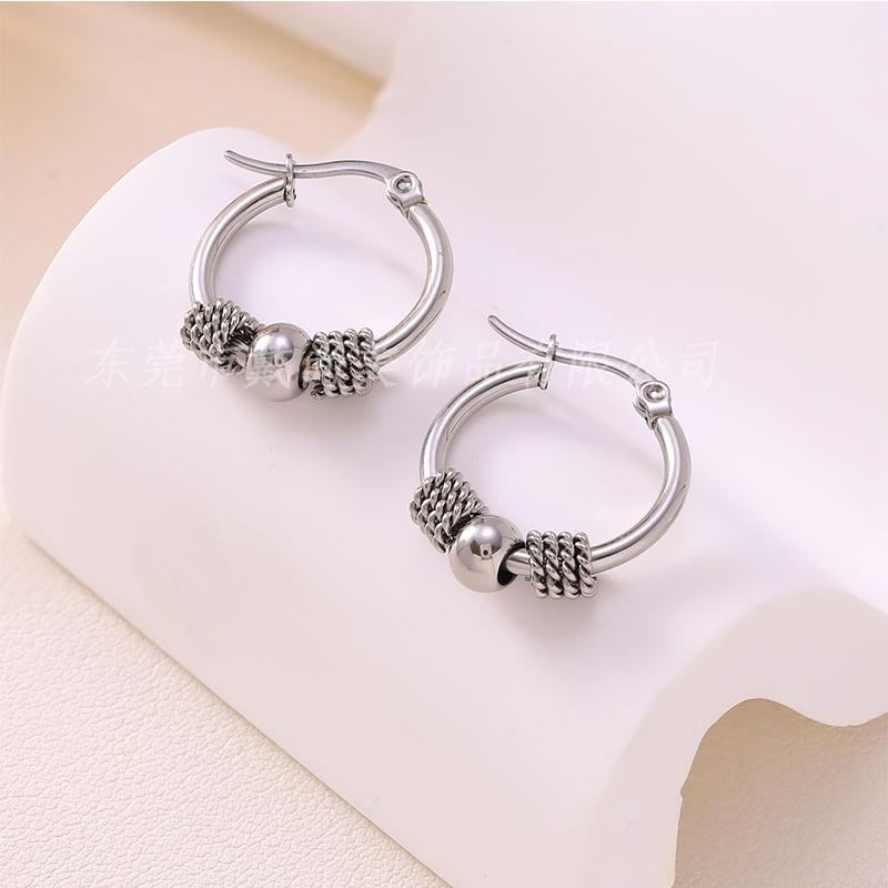 

Stainless steel INS wind earrings niche high sense fashion earrings trend temperament versatile stud earrings 18k gold