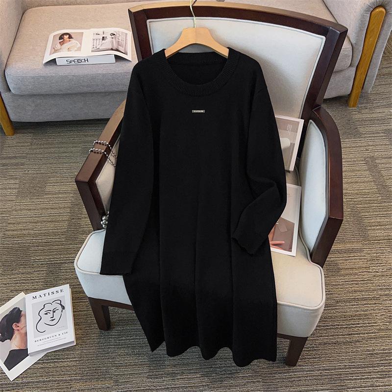 Plus Size Women's Loose Round Neck Sweater Dress: Bust 150/160 cm, Suitable for 200-350 jin. Style 8021