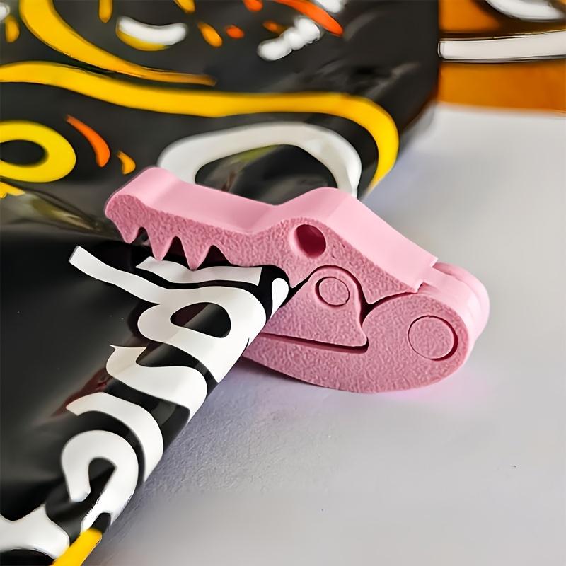 Fun Crocodile-shaped Snack Bag Sealing Clips Lightweight and Durable Food Bag Sealing Clips Kitchen Gadgets L розовый