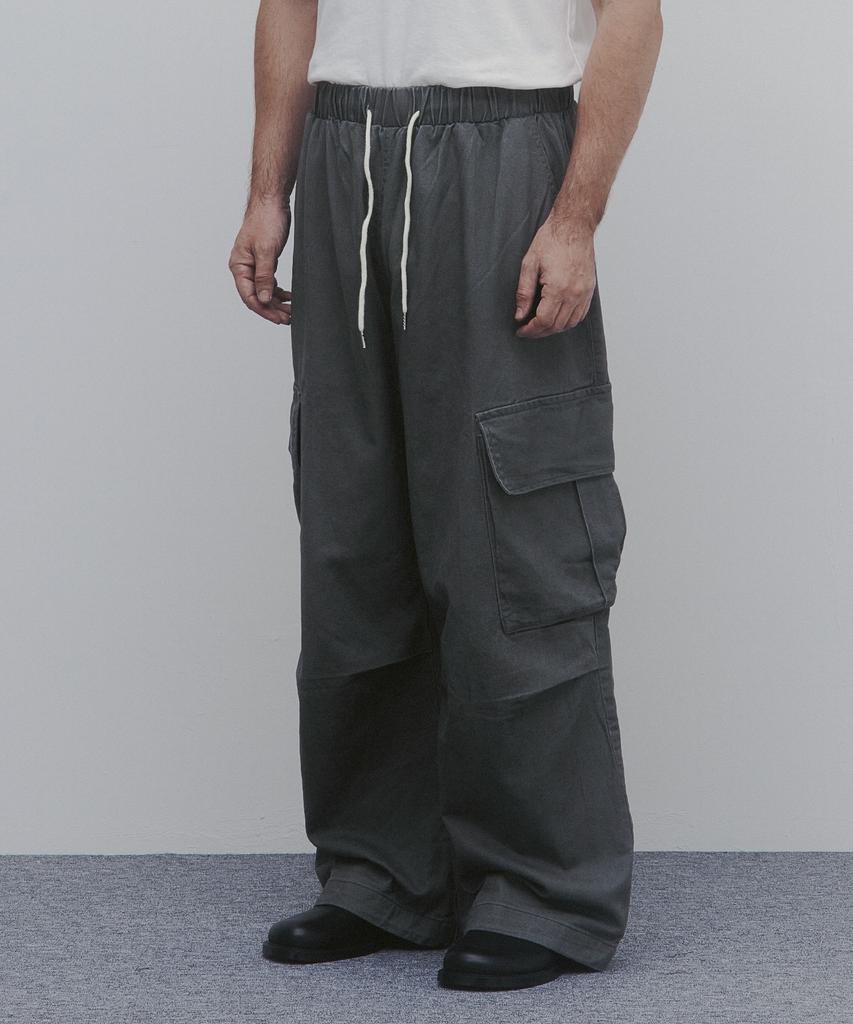 ANDAGAIN Washed Cotton Wide Cargo Pants (Gray)