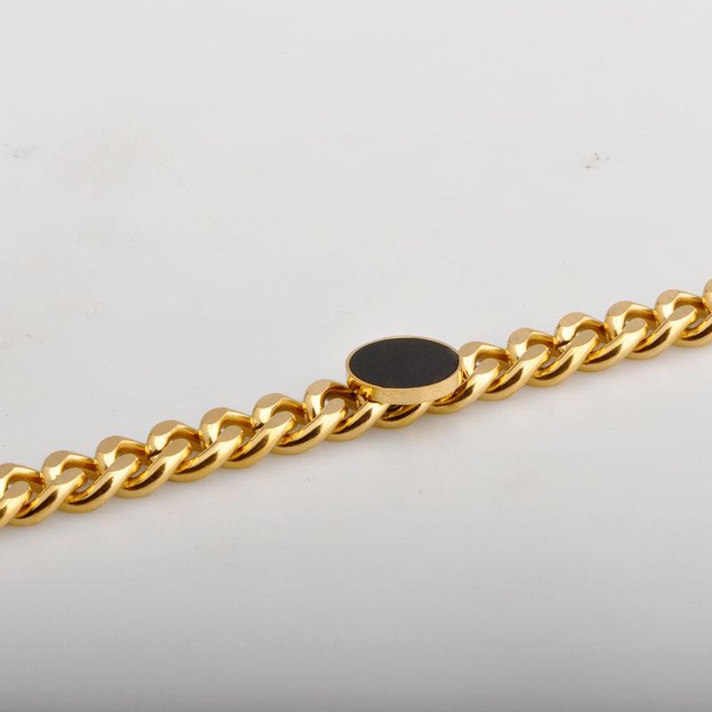 Europäisch-Amerikanisches Retro Klobige Kette Schwarz Gold Titanstahl Armband für Frauen Influencer