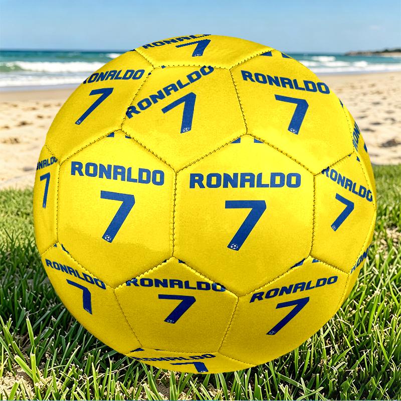 Pallone da Calcio Cristiano Ronaldo Misura 5, Pallone da Calcio in PU Resistente all'Usura per Allenamento e Pratica Quotidiana, Regalo di Compleanno per Appassionati di Calcio