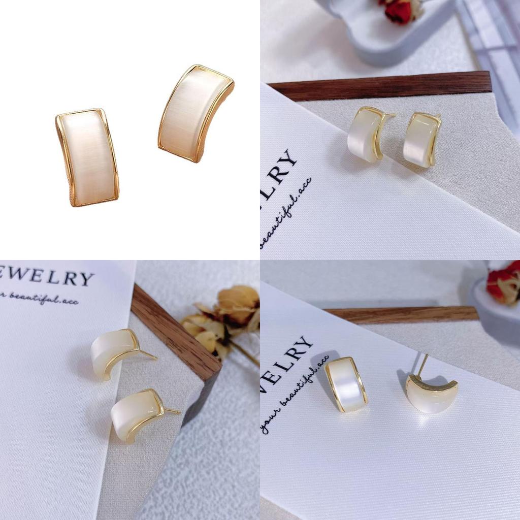 Alloy Feminine Ear Studs For Women With Geometric Circle Design And Fashion