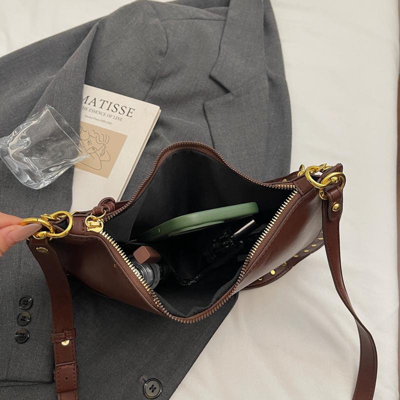 Rivet Crossbody Bag Women's Vintage Underarm Bag Commuter Shoulder Bag