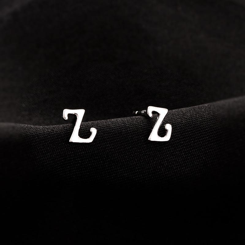 Banyan Tree S925 Silver English Alphabet Earrings for Women - Small, Comfortable, Single Earrings for Sleeping