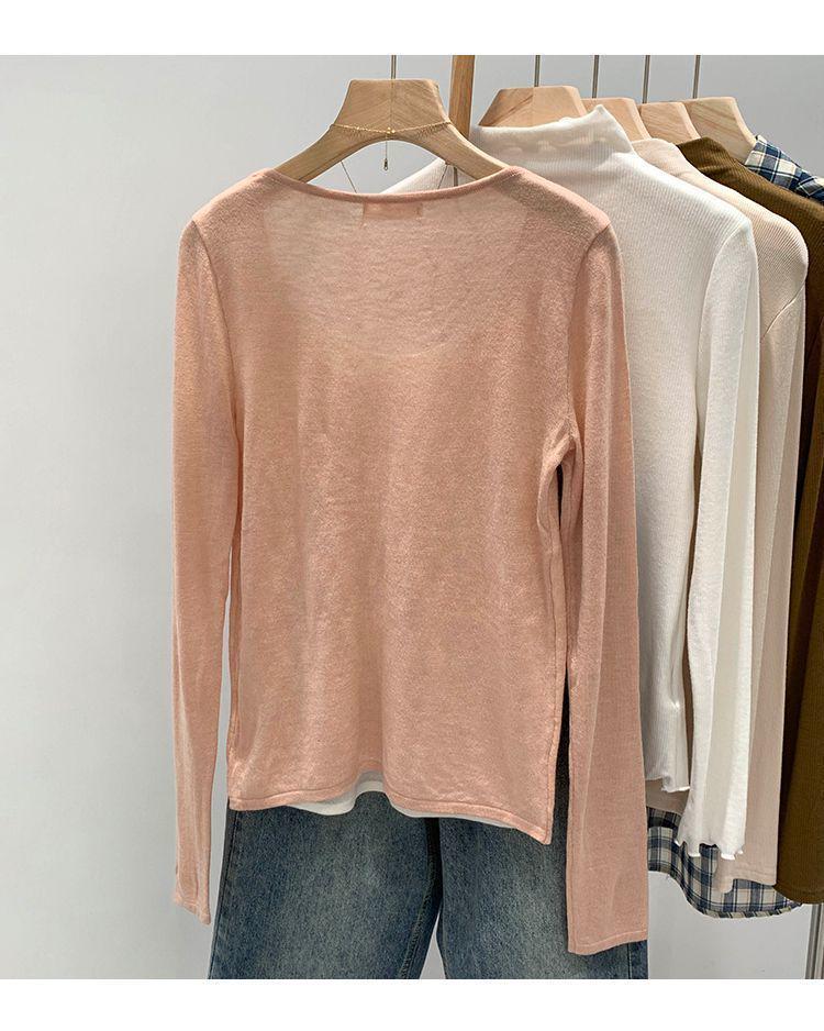 Plus Size Women's Contrast Knit Base Layer Top, Spring & Autumn, Loose Fit, Fake Two-Piece, Relaxed Feel.