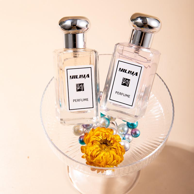 Internet celebrity explosion YILIYA salon ladies three-piece gift box perfume set lasting light fragrance Vietnam