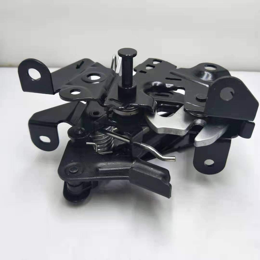 

Передняя крышка замка капота BMW (без провода) для моделей F01, F06, F10, F11, F12, F13 - Номер детали 51237183762 TANFOR (front cover lock)