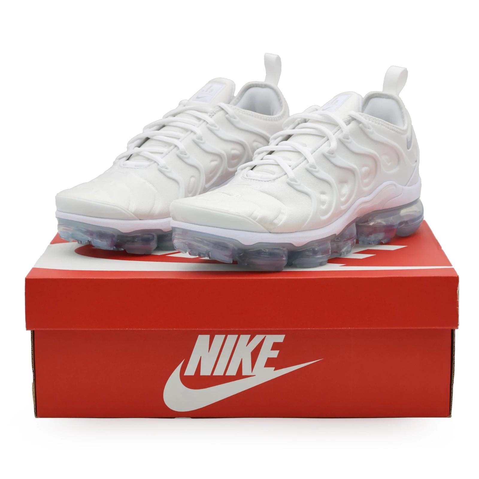 924453-100 Nike Air Vapormax Plus White