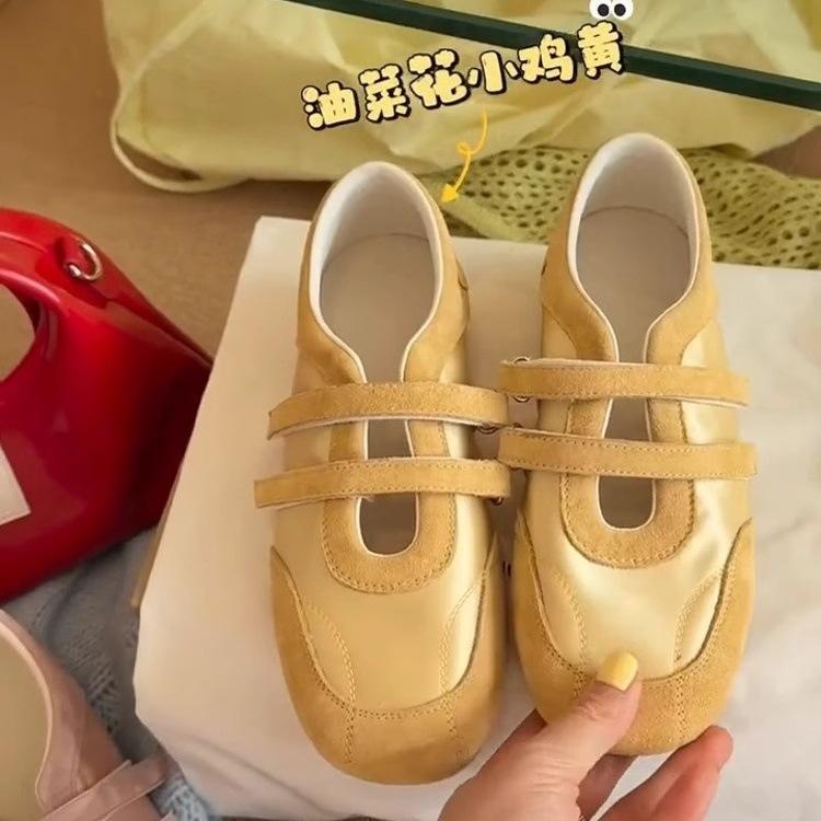 Retro word belt women's spring and summer new niche design Velcro fashion versatile Mary Jane shoes