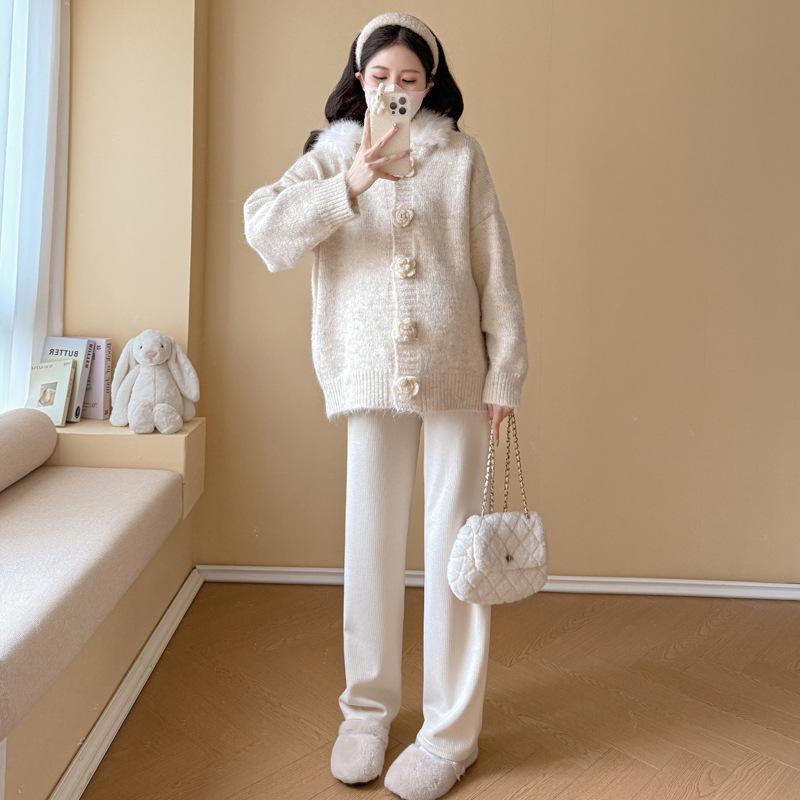

Elegant Maternity Hooded Cardigan with Fur Collar & Wide-Leg Pants Set for Autumn/Winter XL