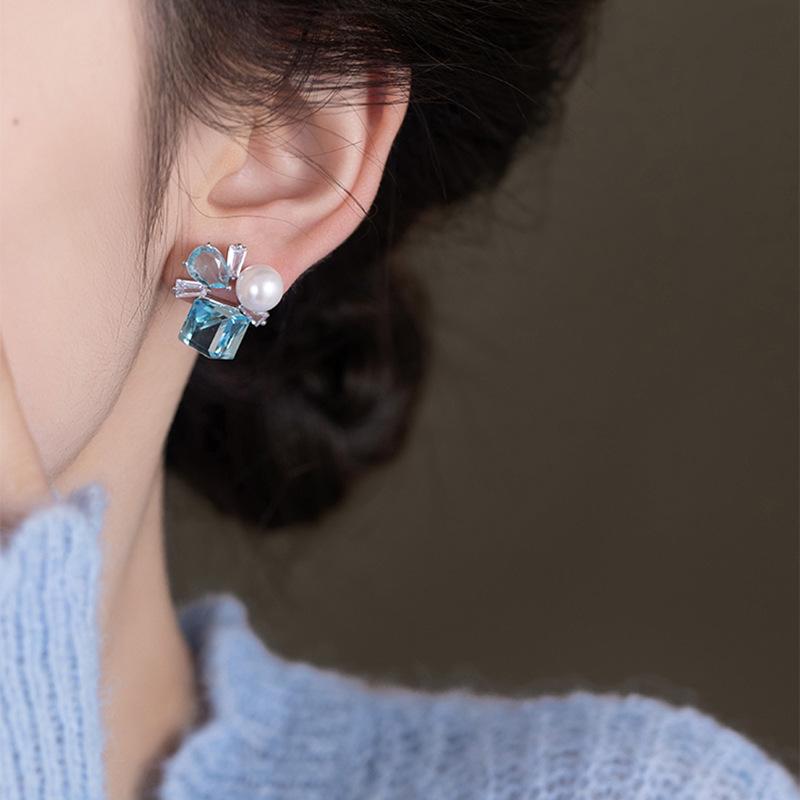 Zircon pearl square stud earrings French high-end earrings women's niche fashion earrings