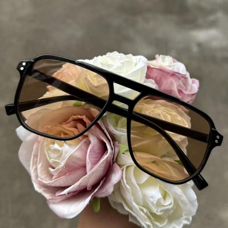 

Ladies Trendy Square Glasses with Double Arch Design, Fashionable Sunglasses Suitable for Daily Wear