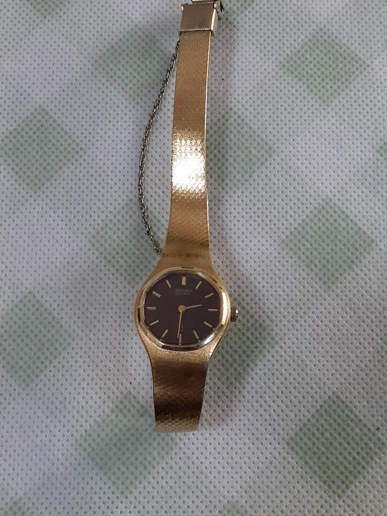 [USED] Seiko Quartz Watch Gold