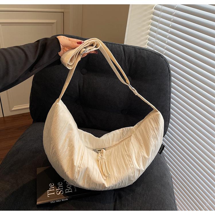 2025 New Summer Bag Lazy Style Casual Versatile Dumpling Bag Large Capacity Red Shoulder Crossbody Bag