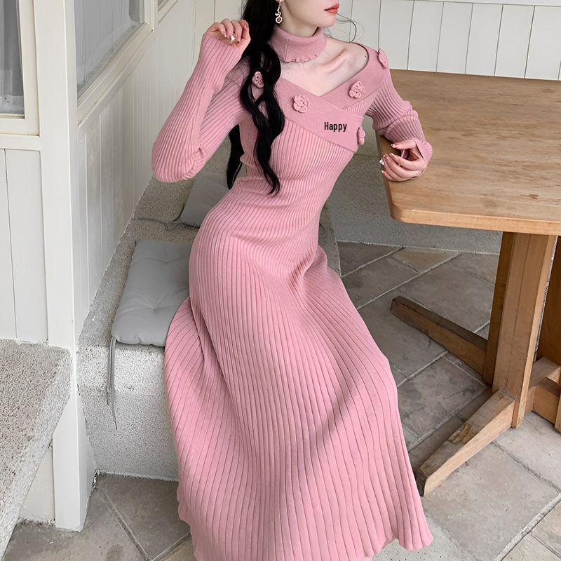 Elegant Figure-Hugging Rose Design Knitted Dress