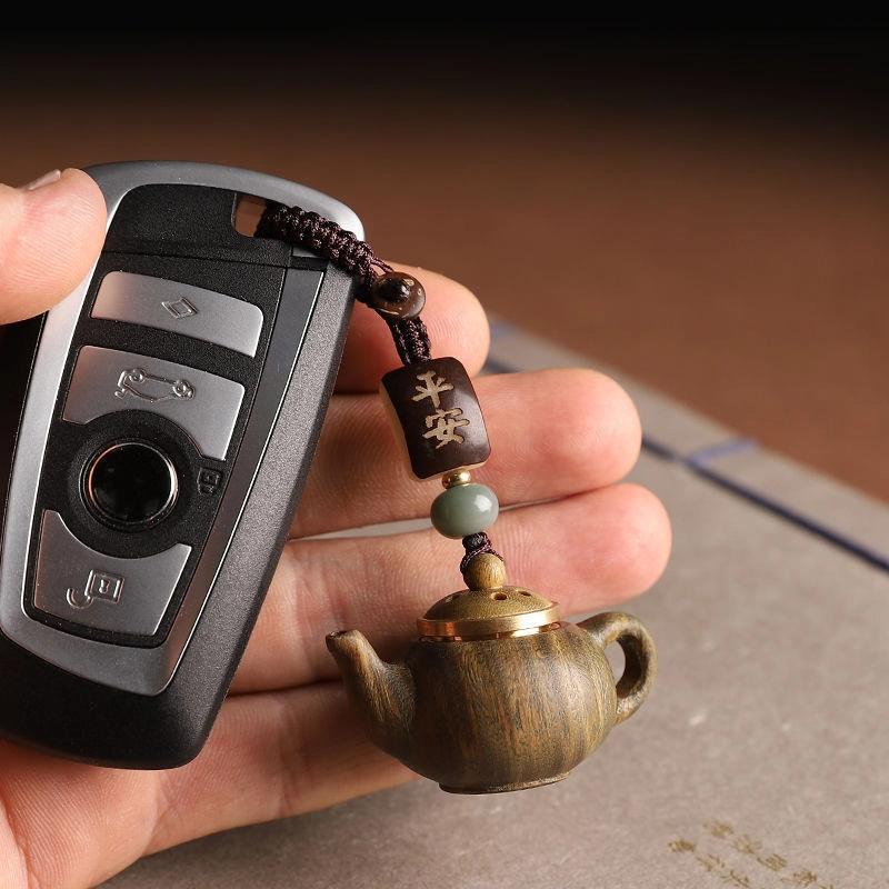 Kreslená Mini Malá Konvička Klíčenka Vodotěsná Otevíratelná Vyřezávaná Přívěsek Konvička Sáček Tkaná Šňůrka Korálky Řetízek na Telefon