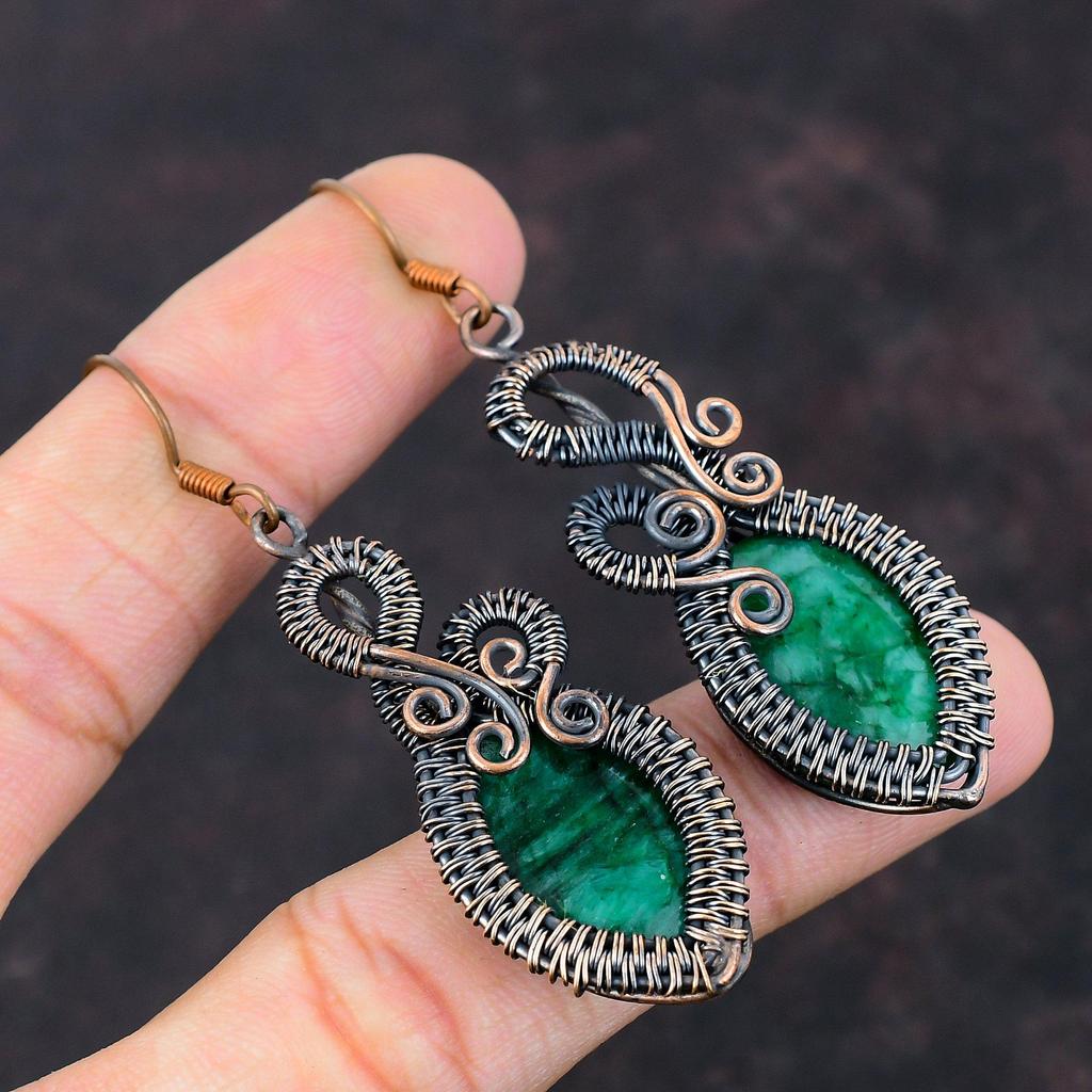 Facettierter Sambischer Smaragd Ohrring Kupferdraht umwickelter Ohrring Handgemachte Ohrringe Edelsteinohrring Geschenk für besonderen Anlass Erstaunlicher Kupferschmuck
