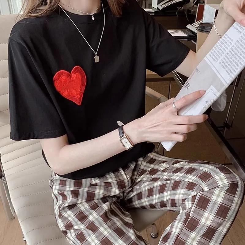 Damen-Freizeit-T-Shirt mit besticktem Herz, Rundhalsausschnitt und kurzen Ärmeln