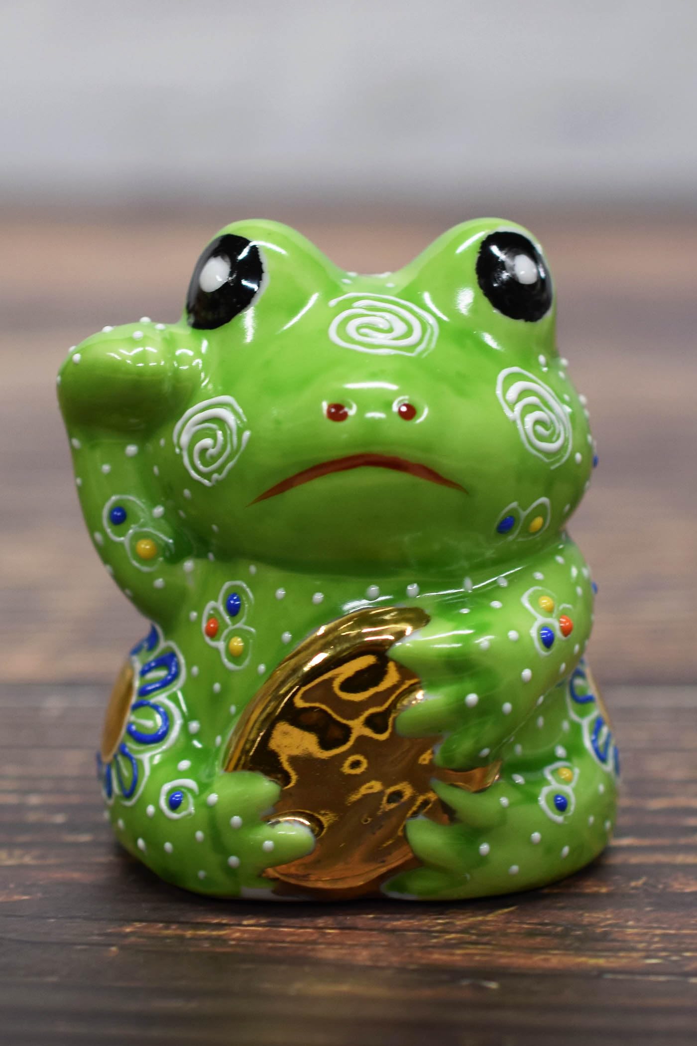 Waza no Kura Lucky Charm Frog Kutani Gold Coin Auspicious Feng Shui Made in Birthday 60th 70th 77th 80th 88th Birthday Gift Figurine, Ware, Frog,