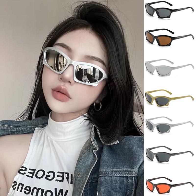 Y2K Futurism Luxury Punk Sun Glasses Women Men Technological Sense Sunglasses Science Fiction Party Female Male Eyeglasses