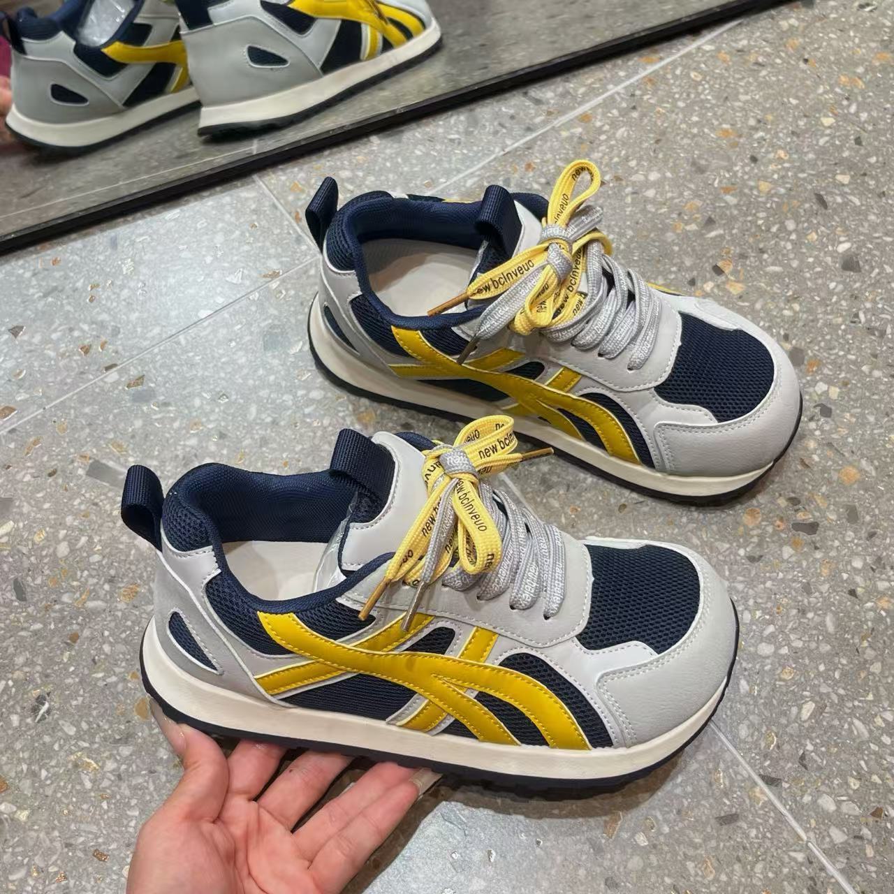 

Корейская версия уродливых милых спортивных кроссовок из сетки Forrest Gump женские 2025 новые легкие с ремешками в тон спортивные кроссовки для моральной подготовки 35 бежевый