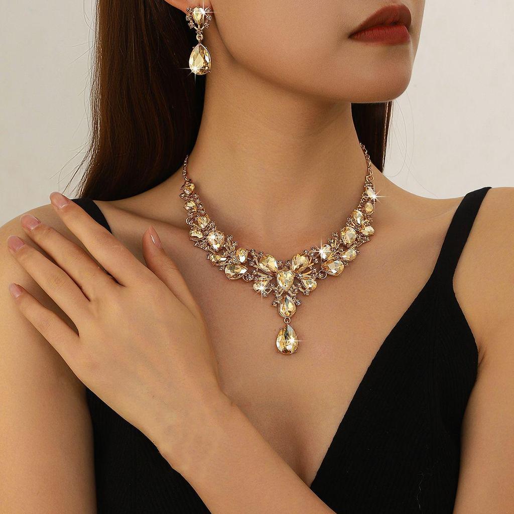 Elegant Rhinestone Water Drop Necklace Set - High-End European & American Court Style Jewelry for Women