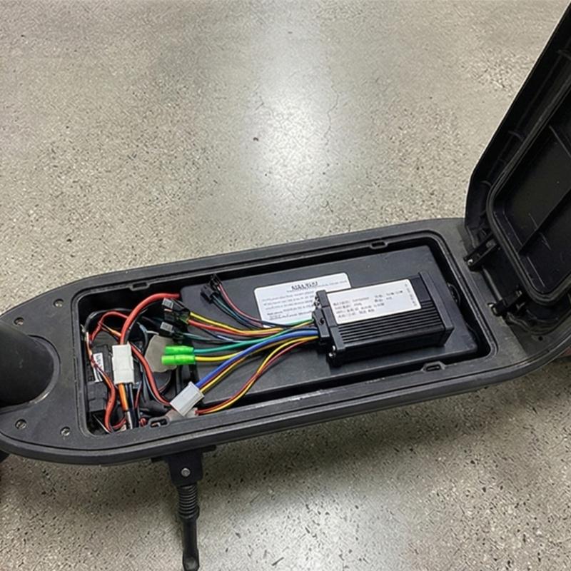 Vysoce účinný sinusový bezkartáčový regulátor motoru 24V 36V 48V Tři režimy Stabilní výkon Příslušenství pro elektrická kola