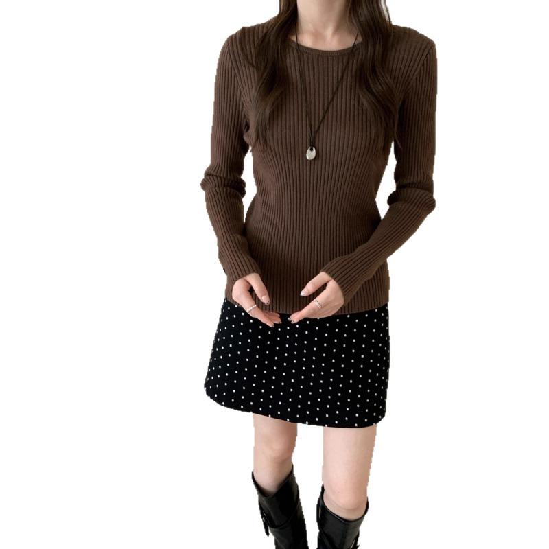 Crew neck back bow design sense knitted bottoming shirt autumn and winter new slim and thin sweater inner women