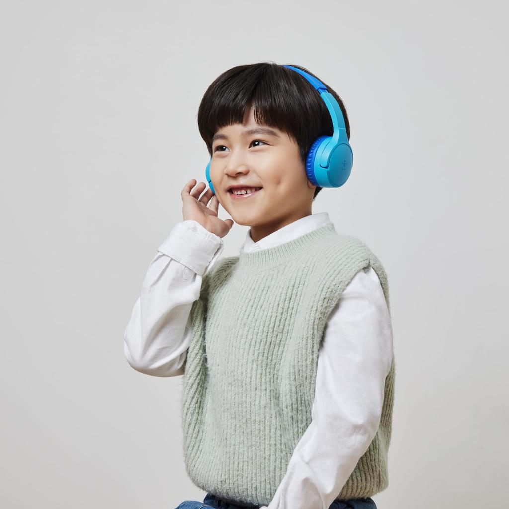 Belkin SOUNDFORM Mini Kids Wireless Headphones AUD002btBLV3 Blue Bluetooth 5.0 Waterproof Wired 30H Playtime Built-in Mic Volume Limit Voice Chat