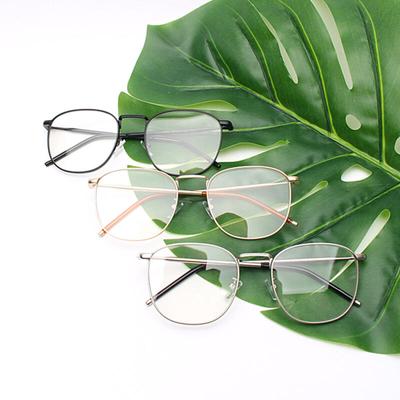 Retro Classic Angular Square Glasses