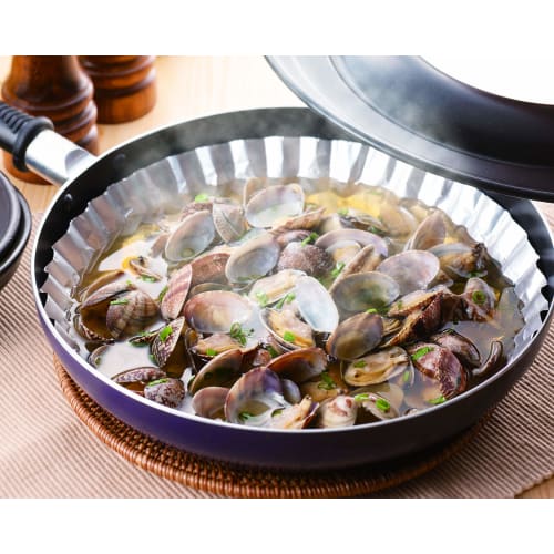 Alphamic Aluminiumbleche für 26 cm Bratpfannen, Silber, ca.. 21,1 cm Bodendurchmesser x 3,7 cm Höhe, Silikonbeschichtet, Antihaftbeschichtet, Hält Gegrillten Fisch C