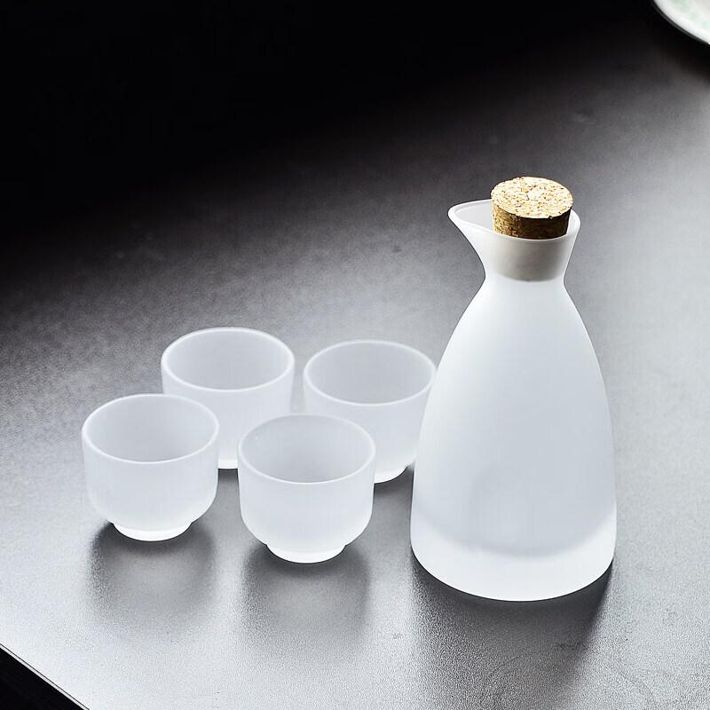 Chixing Gehamerd Glas Sake Set
